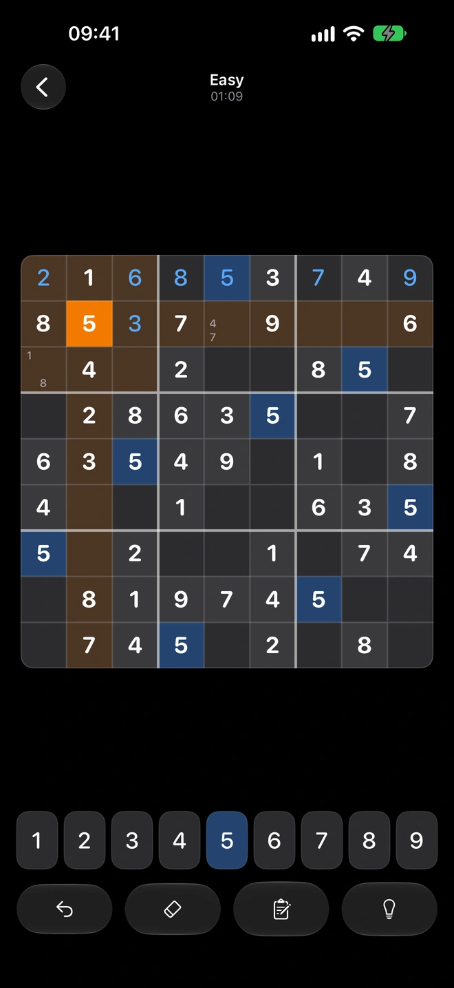 Sudoku: Infinite Classic in dark mode, showing a puzzle with notes, number keys, and undo, erase, notes, and hint controls.